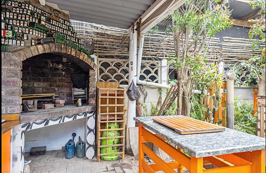 5 Bedroom Property for Sale in Knysna Central Western Cape